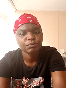 Snapshot of Liniah chatting on 25, 6, 2026 Liniah online show from 25, 6, 2026