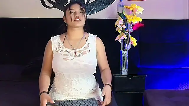 LexiSttar online show from 6, 8, 2026