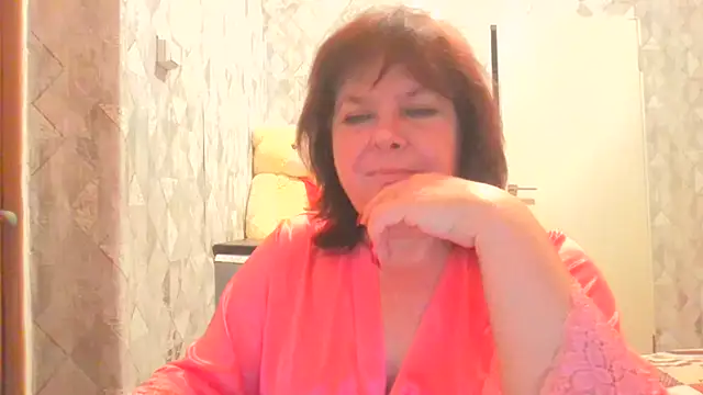 Snapshot of HannahAna39 chatting on 1, 8, 2026 HannahAna39 online show from 1, 8, 2026
