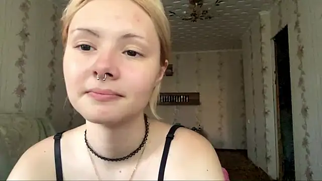 Snapshot of Jeneienal_1 chatting on 5, 8, 2026 Jeneienal 1 online show from 5, 8, 2026