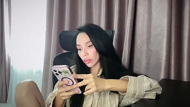 Snapshot of Lioraxa chatting on 13, 7, 2026 Lioraxa online show from 13, 7, 2026