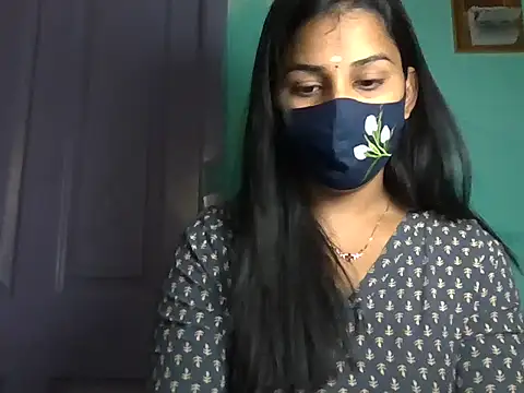 Snapshot of RedWineMathupriya chatting on 11, 7, 2026 RedWineMathupriya online show from 11, 7, 2026