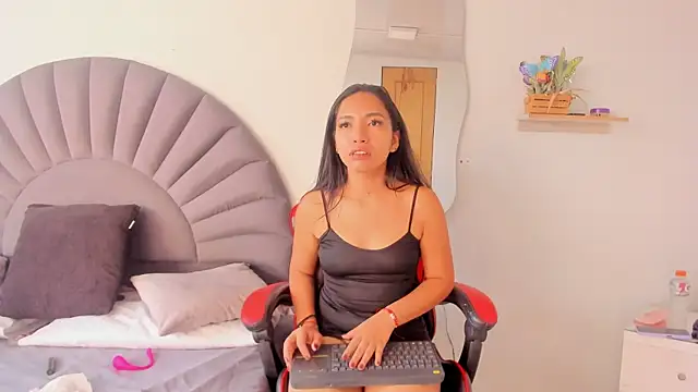 VioletR osse online show from 28, 7, 2026