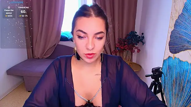 Snapshot of Tory_Vixen chatting on 8, 8, 2026 Tory Vixen online show from 8, 8, 2026