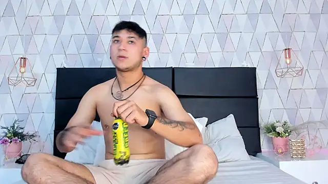 Snapshot of MarkLaurens chatting on 30, 6, 2026 MarkLaurens online show from 30, 6, 2026