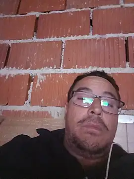 Snapshot of rikihot33 chatting on 6, 7, 2026 rikihot33 online show from 6, 7, 2026