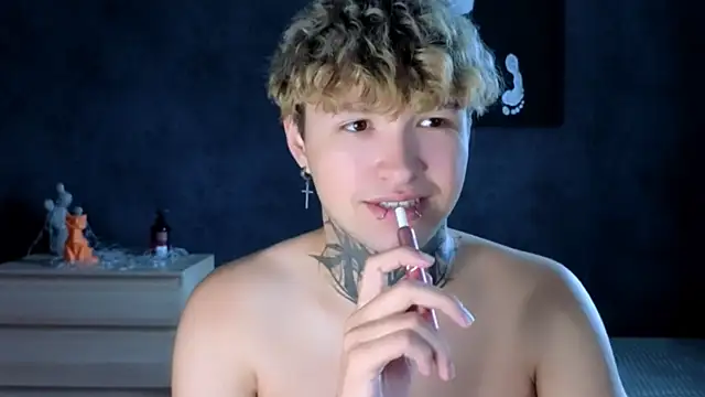 Snapshot of JonnyDarkk chatting on 14, 7, 2026 JonnyDarkk online show from 14, 7, 2026