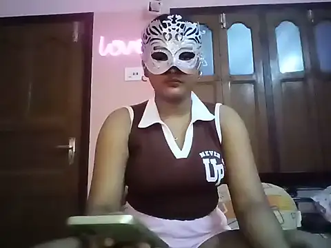 Snapshot of HOT__QUEEN001 chatting on 22, 7, 2026 HOT QUEEN001 online show from 22, 7, 2026