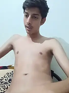 Snapshot of young_Popi chatting on 4, 7, 2026 young Popi online show from 4, 7, 2026