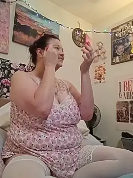 Snapshot of NataliaBlaire chatting on 8, 7, 2026 NataliaBlaire online show from 8, 7, 2026