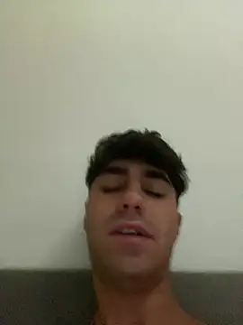 Snapshot of alessio2026xx chatting on 11, 7, 2026 alessio2026xx online show from 11, 7, 2026