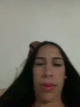 Snapshot of aurorarusso1 chatting on 5, 7, 2026 aurorarusso1 online show from 5, 7, 2026