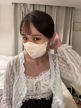 YUNA 033 online show from 29, 7, 2026