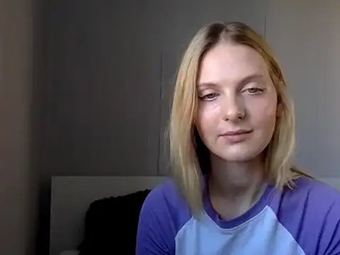 Snapshot of CassieHeart chatting on 14, 7, 2026 CassieHeart online show from 14, 7, 2026