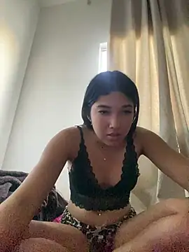 Snapshot of aliceeemendes chatting on 2, 7, 2026 aliceeemendes online show from 2, 7, 2026