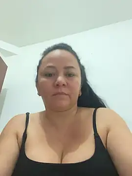 Snapshot of linerasofia chatting on 3, 7, 2026 linerasofia online show from 3, 7, 2026