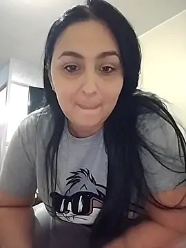 Snapshot of valeria1883 chatting on 4, 7, 2026 valeria1883 online show from 4, 7, 2026
