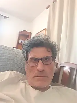 Snapshot of Enusitanio chatting on 29, 7, 2026 Enusitanio online show from 29, 7, 2026