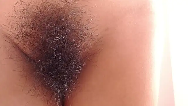 Snapshot of sweet_barbiie chatting on 5, 1, 2025 sweet barbiie online show from 5, 1, 2025