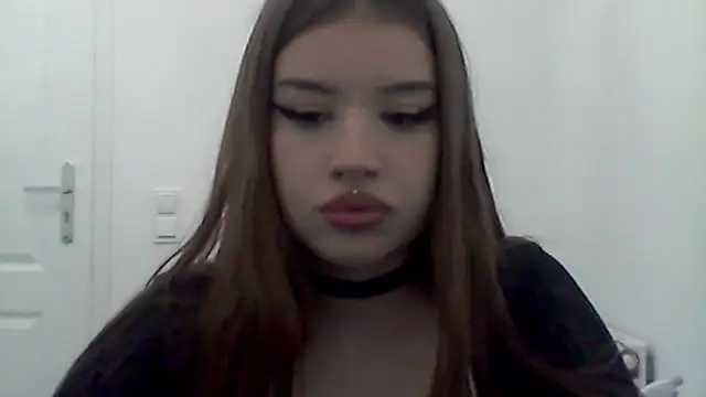 Snapshot of MollyHotTeen chatting on 10, 7, 2026 MollyHotTeen online show from 10, 7, 2026