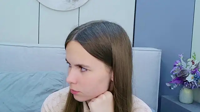 Snapshot of Thalia_Croft chatting on 1, 8, 2026 Thalia Croft online show from 1, 8, 2026