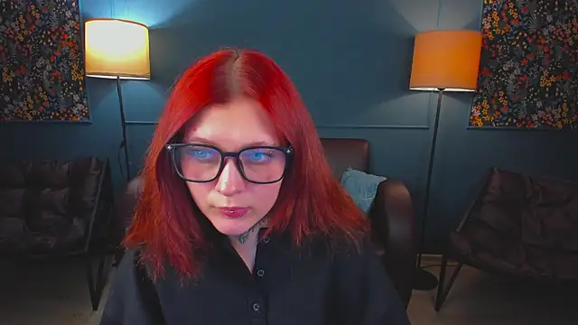 Snapshot of SarahDeen1 chatting on 12, 7, 2026 SarahDeen1 online show from 12, 7, 2026
