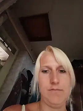 Amina-lov online show from 10, 7, 2026