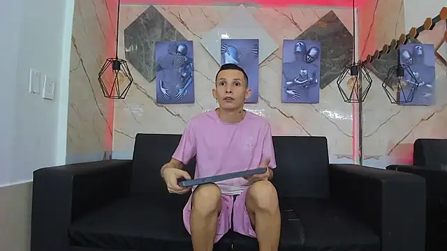 Isaak Bless online show from 12, 7, 2026