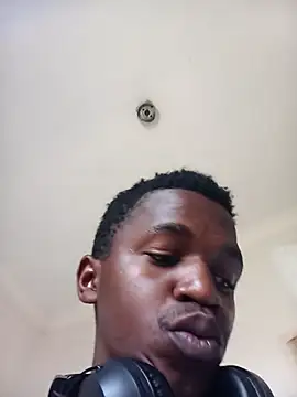 Snapshot of Thabiso345 chatting on 14, 7, 2026 Thabiso345 online show from 14, 7, 2026