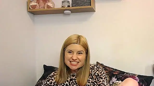 Snapshot of alisenties chatting on 29, 5, 2026 alisenties online show from 29, 5, 2026