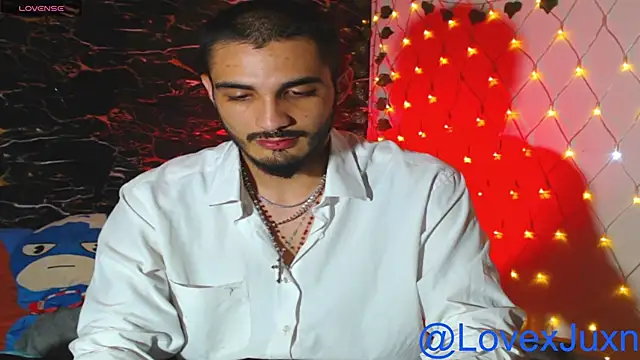 Snapshot of LovexJuxn77 chatting on 17, 7, 2026 LovexJuxn77 online show from 17, 7, 2026