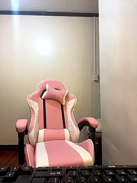 YourTSLovely online show from 25, 11, 2025