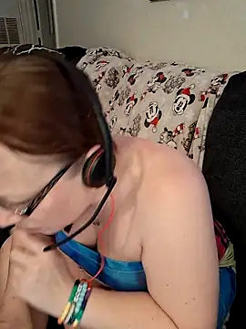 XxMs StarzxX online show from 17, 12, 2025