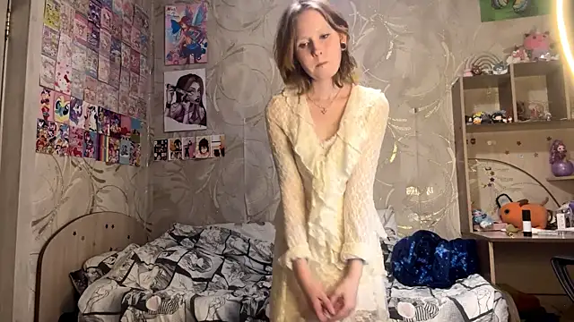 JosephineBulmer online show from 23, 7, 2026
