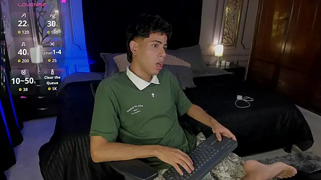 Snapshot of Lucas_West_ chatting on 27, 7, 2026 Lucas West online show from 27, 7, 2026