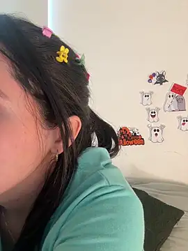 Snapshot of IvyValentine chatting on 31, 10, 2025 IvyValentine online show from 31, 10, 2025