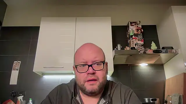 theitalianbear online show from 28, 11, 2025