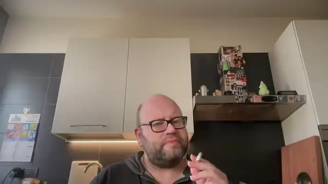 theitalianbear online show from 10, 1, 2026