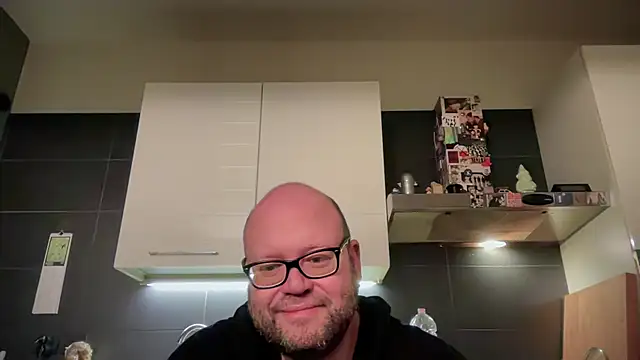 theitalianbear online show from 2, 4, 2026