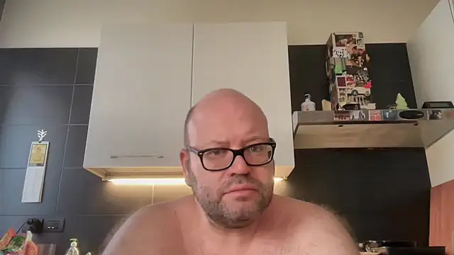 theitalianbear online show from 2, 7, 2026