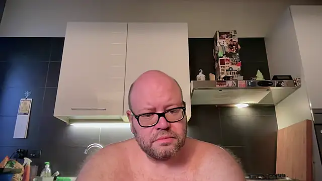 theitalianbear online show from 4, 7, 2026