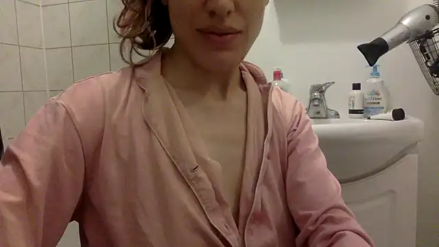 laetitia xo online show from 6, 8, 2026
