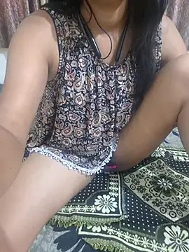 Snapshot of Queen_Taniyaa77 chatting on 28, 7, 2026 Queen Taniyaa77 online show from 28, 7, 2026