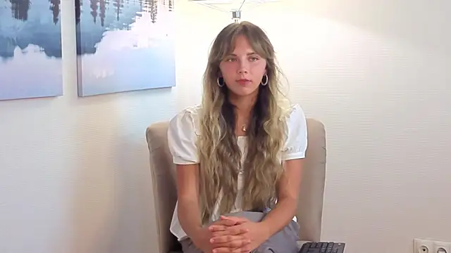 KareyLamendola online show from 29, 7, 2026