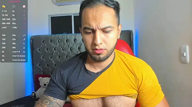 Snapshot of mrloganfuck1 chatting on 4, 2, 2025 mrloganfuck1 online show from 4, 2, 2025