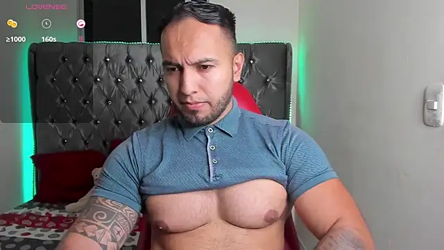 Snapshot of mrloganfuck1 chatting on 16, 6, 2026 mrloganfuck1 online show from 16, 6, 2026