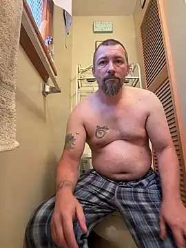 Snapshot of hillbillylover1981 chatting on 31, 7, 2026 hillbillylover1981 online show from 31, 7, 2026