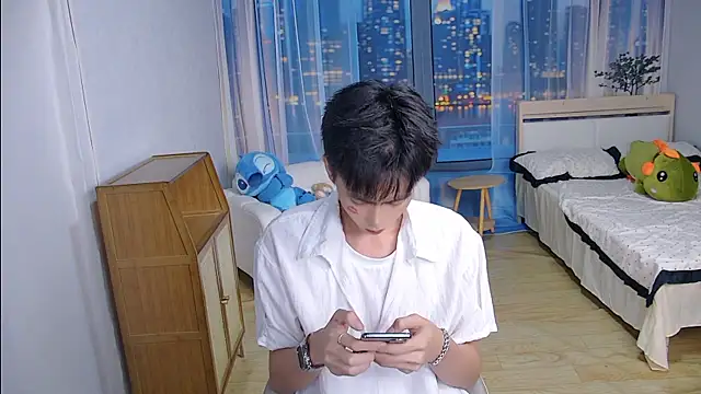 xiaoyang-FF online show from 29, 7, 2026