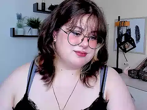 OpheliaLush online show from 3, 8, 2026