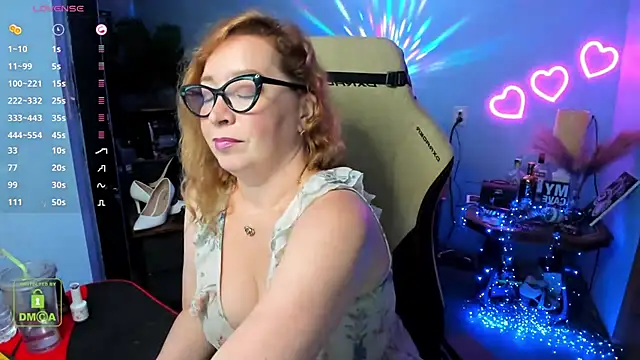 Snapshot of EllieFantastique chatting on 21, 7, 2026 EllieFantastique online show from 21, 7, 2026